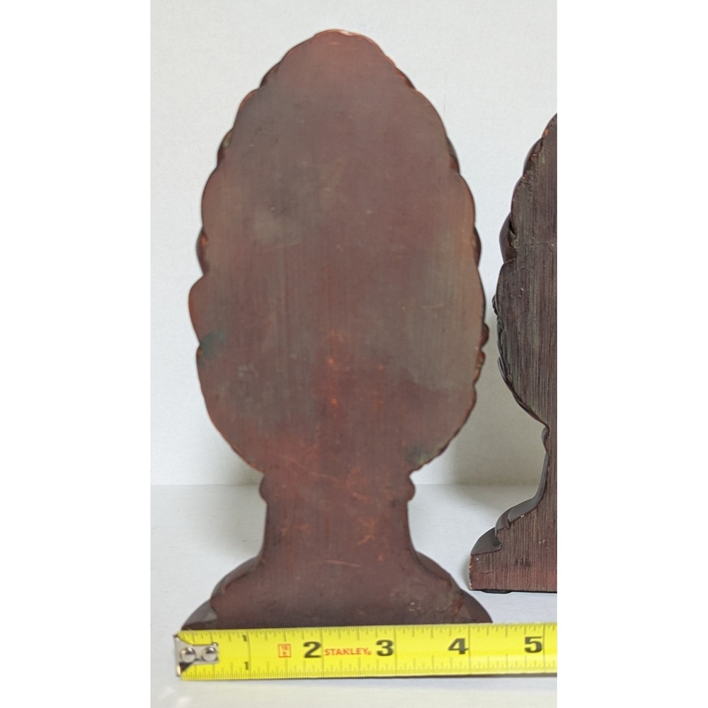 Classic Set Pineapple Bookends Stained Antique Brown Resin (2) 8 1/2" - Picture 11 of 14